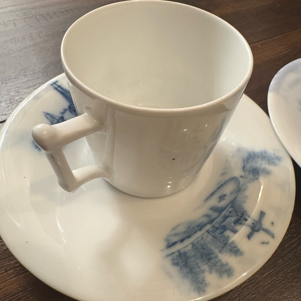 Vintage England Porcelain Demitasse Cup & Saucer Set Blue  Holland C & Co - Picture 4 of 4